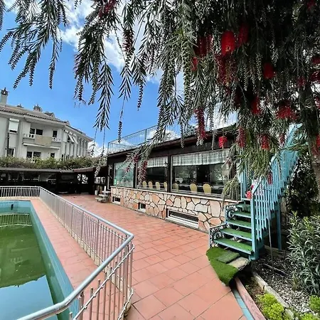 Port Side House Апартаменты *